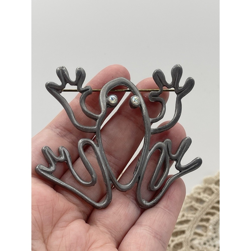 Vintage Ultra Craft Frog Toad Silver Tone Pin Brooch Signed Women Fashion